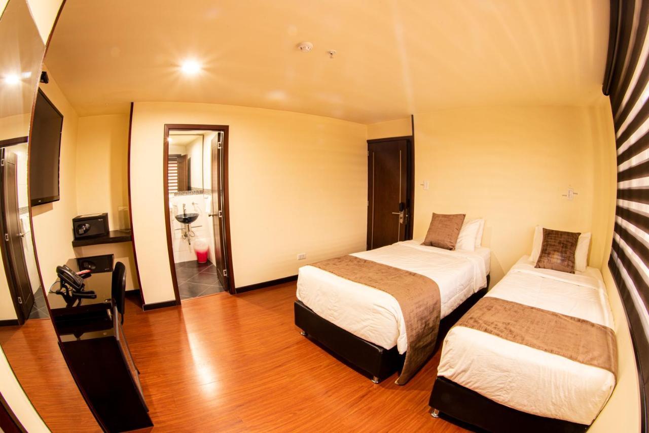 Hotel Sheridan Bogota Exterior photo