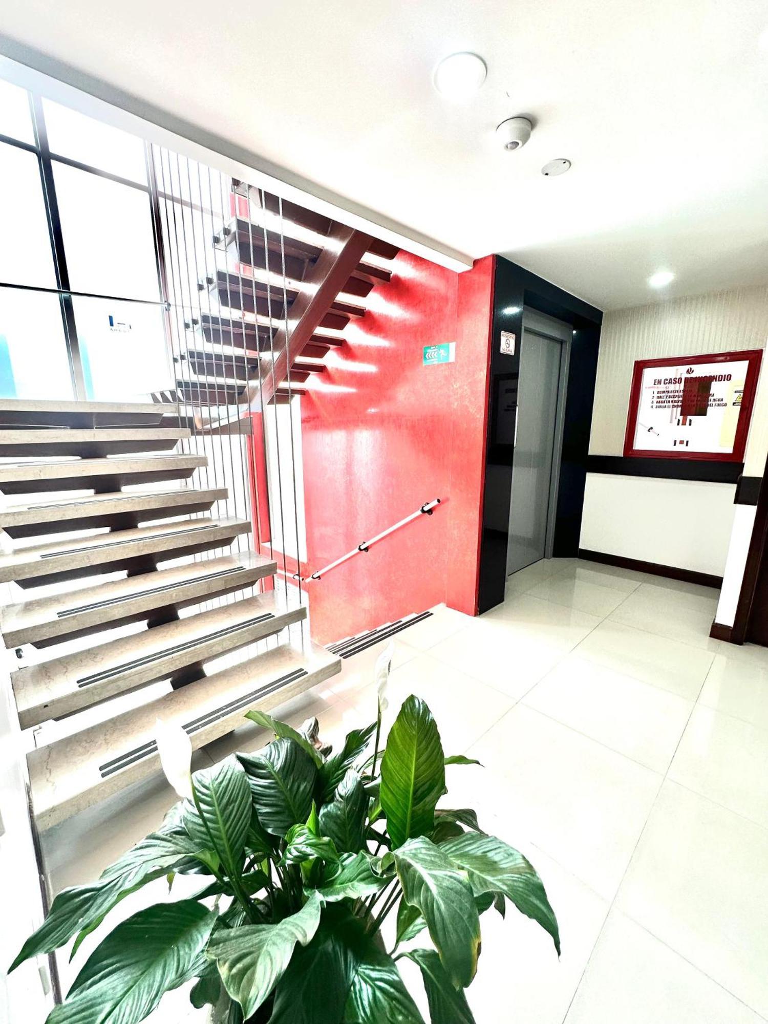 Hotel Sheridan Bogota Exterior photo